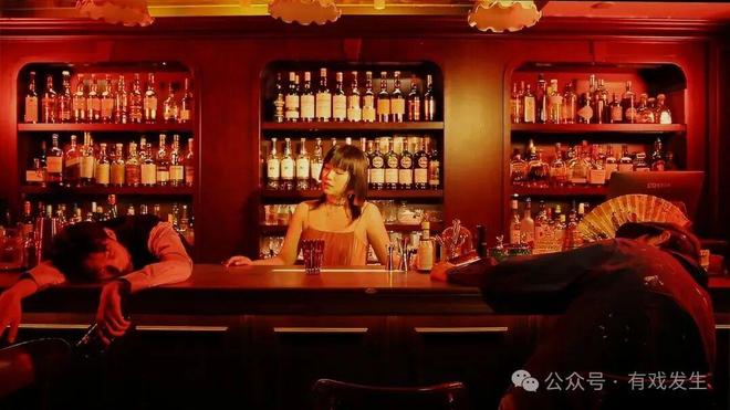 本围读科幻 X 悬疑 X 女性血色圣诞夜澳门新葡京胡同深处的秘密酒馆 沉浸式剧(图5)