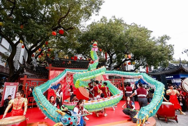 “沉浸式剧本杀”集五福、穿汉服、逛非遗新葡京解锁奉贤新年新玩法！青溪老街变身(图3)